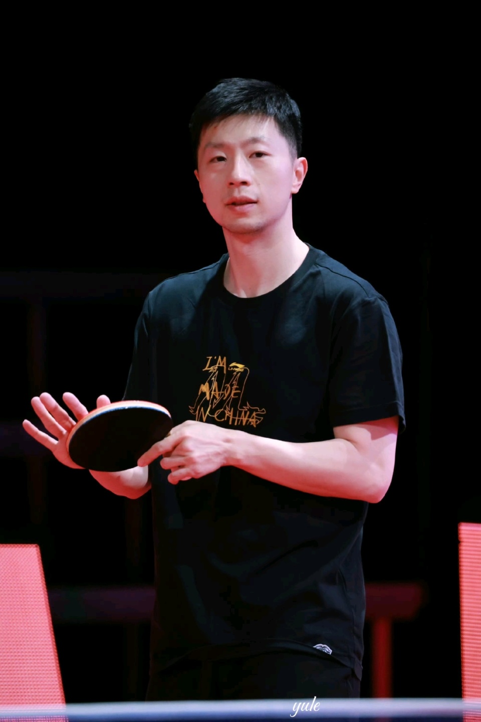 法国乒乓球队逆转瑞典乒乓球队，马龙惊艳世界