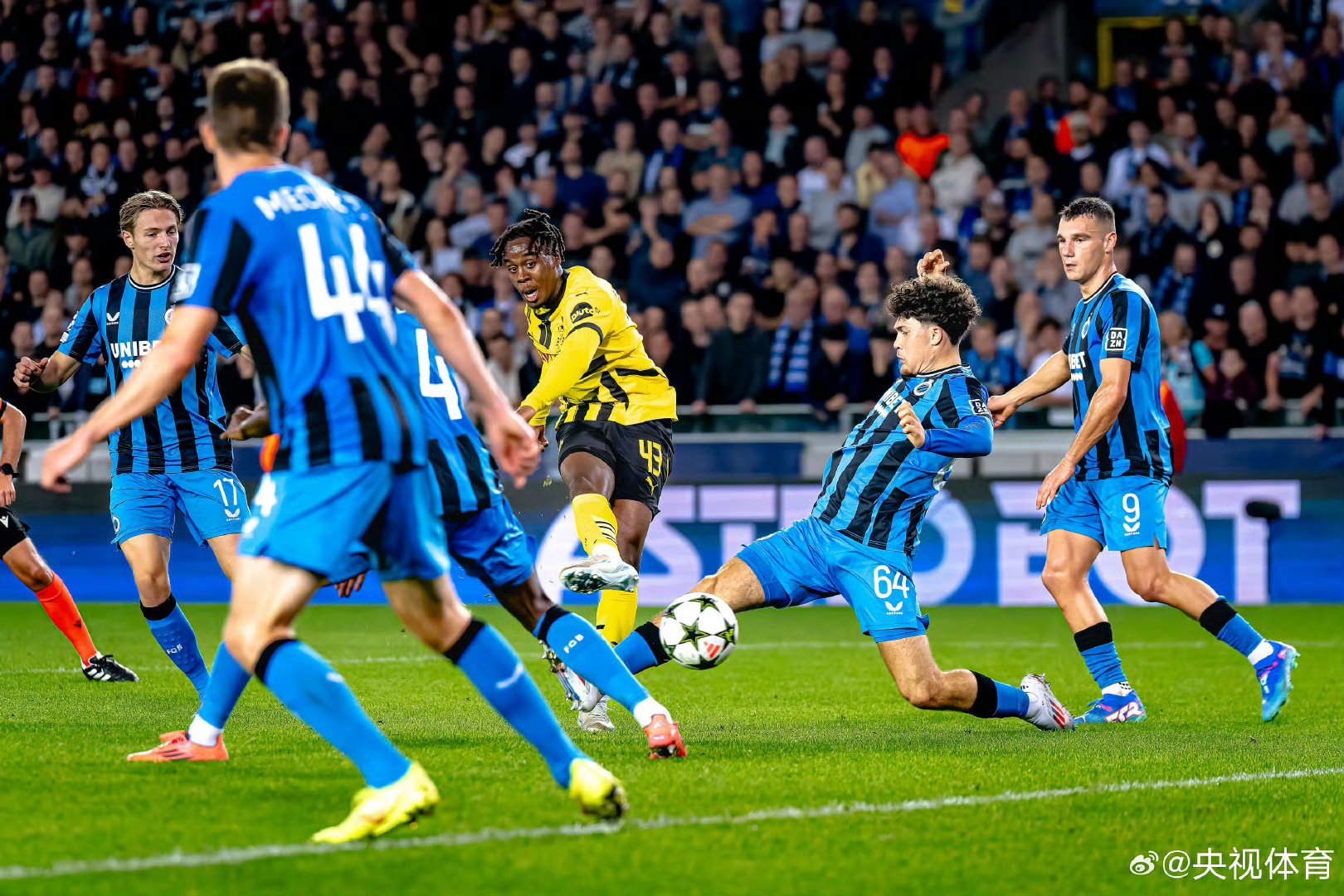 关于多特蒙德逆转葡萄牙，法比尼奥高光表现的信息