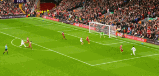 曼联客场一球小胜，取得连胜