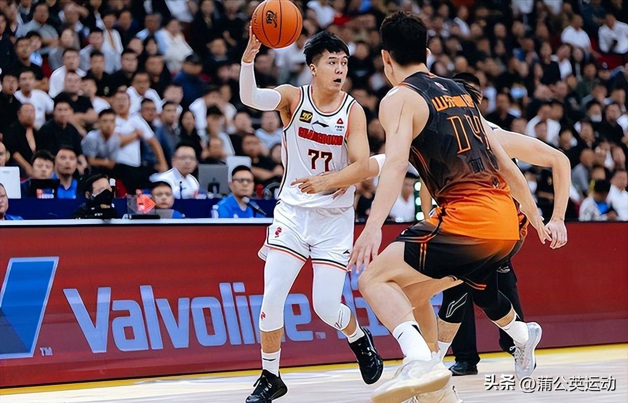 广东男篮在客场不敌浙江队遭遇失败