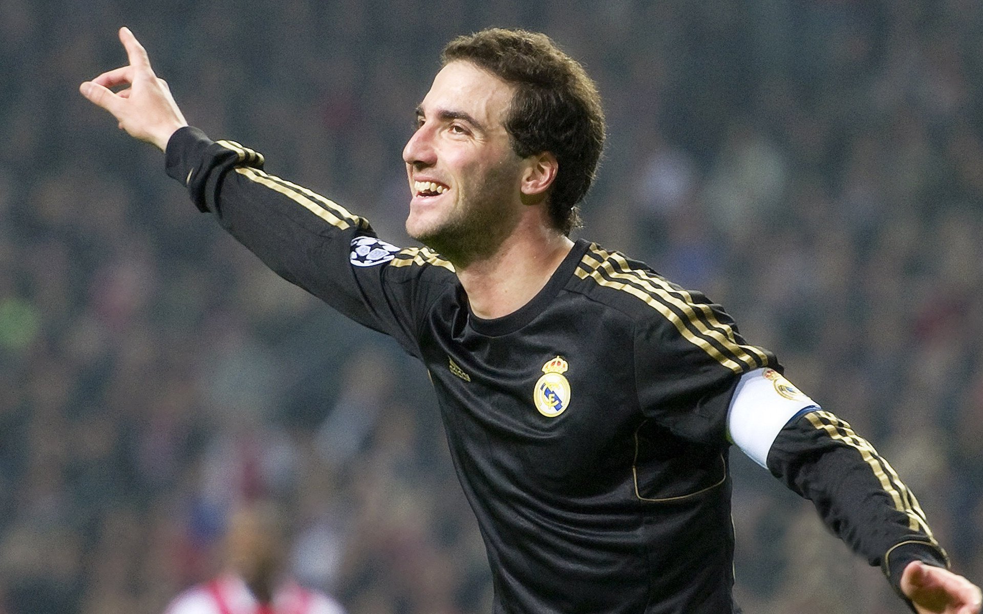 德甲争冠战焦点战，热火决胜局带走森林狼