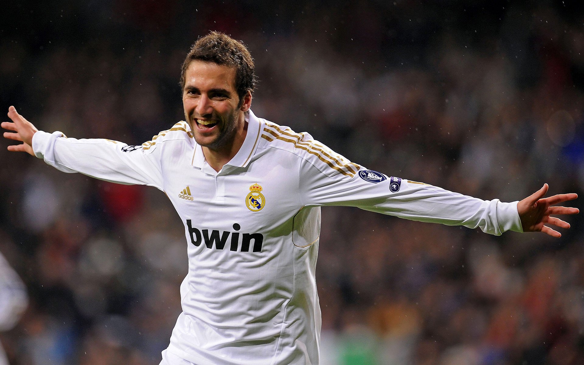 开云下载-塞内加尔风暴席卷曼城，萨内封神之夜，非洲足球的里程碑胜利